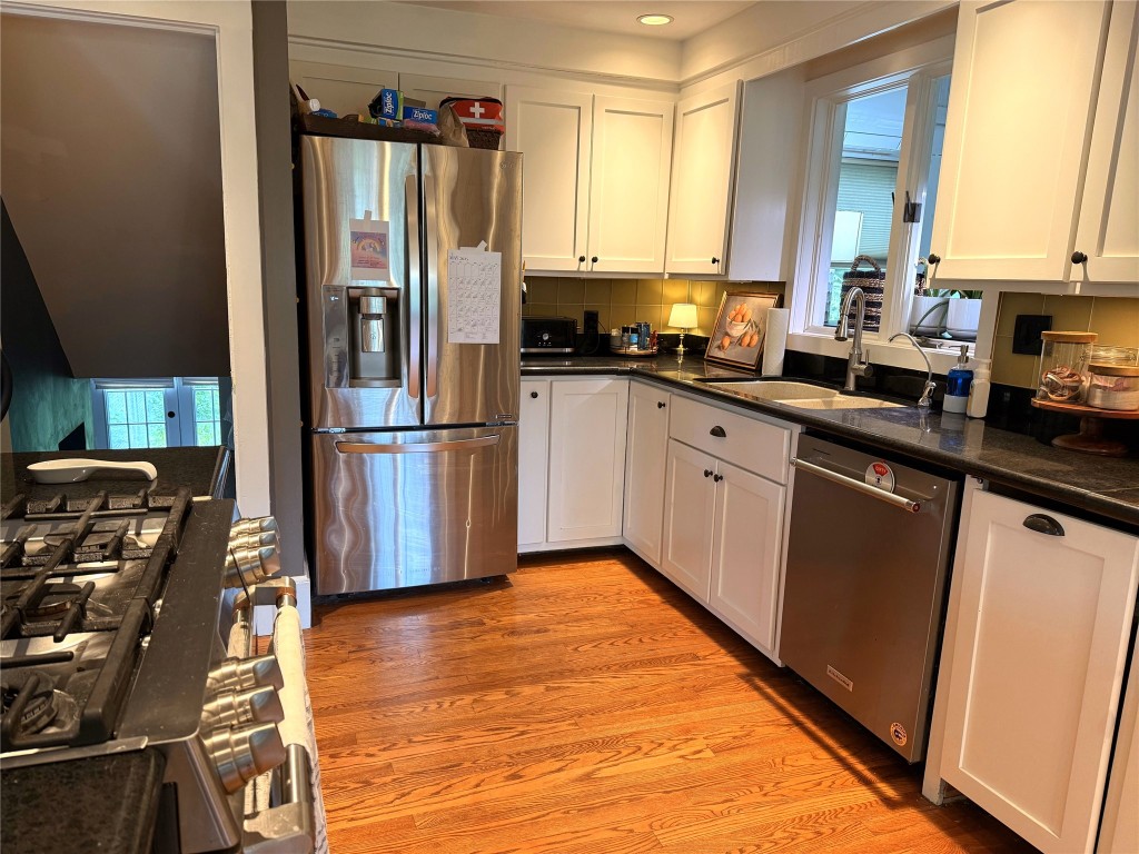 205 African Road, Vestal, New York image 19