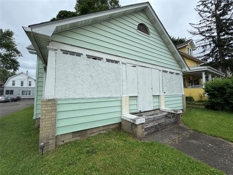 Photo for 421 Adams Avenue