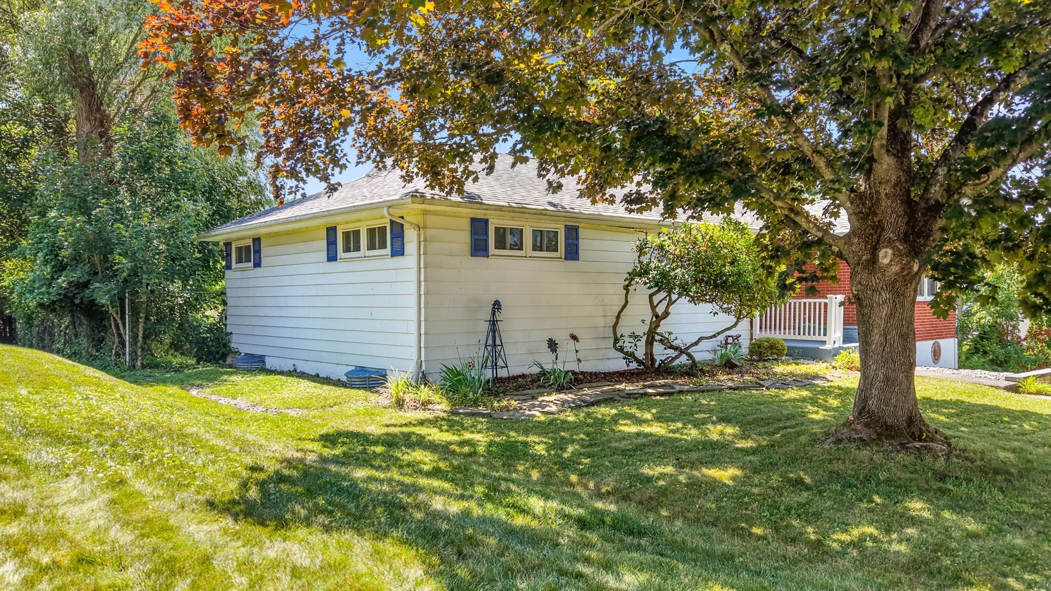 4 Bowen Lane - Photo 4