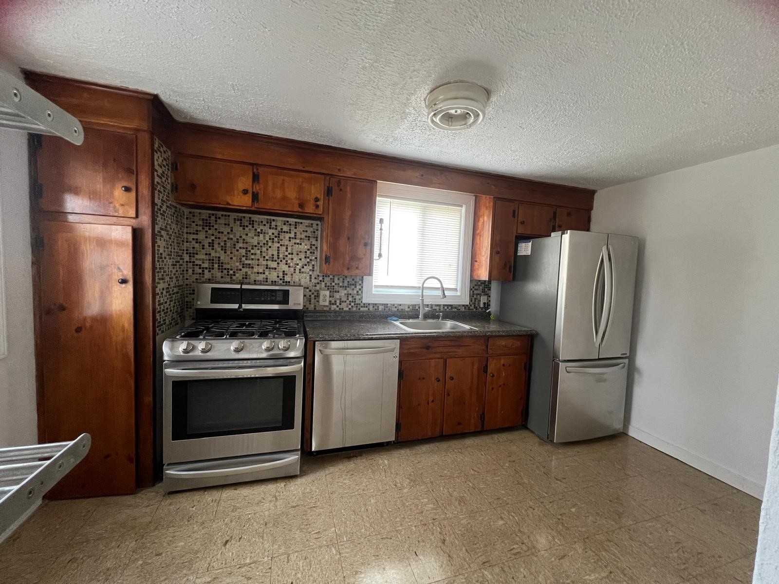 5 Colorado Avenue 2 - Photo 2