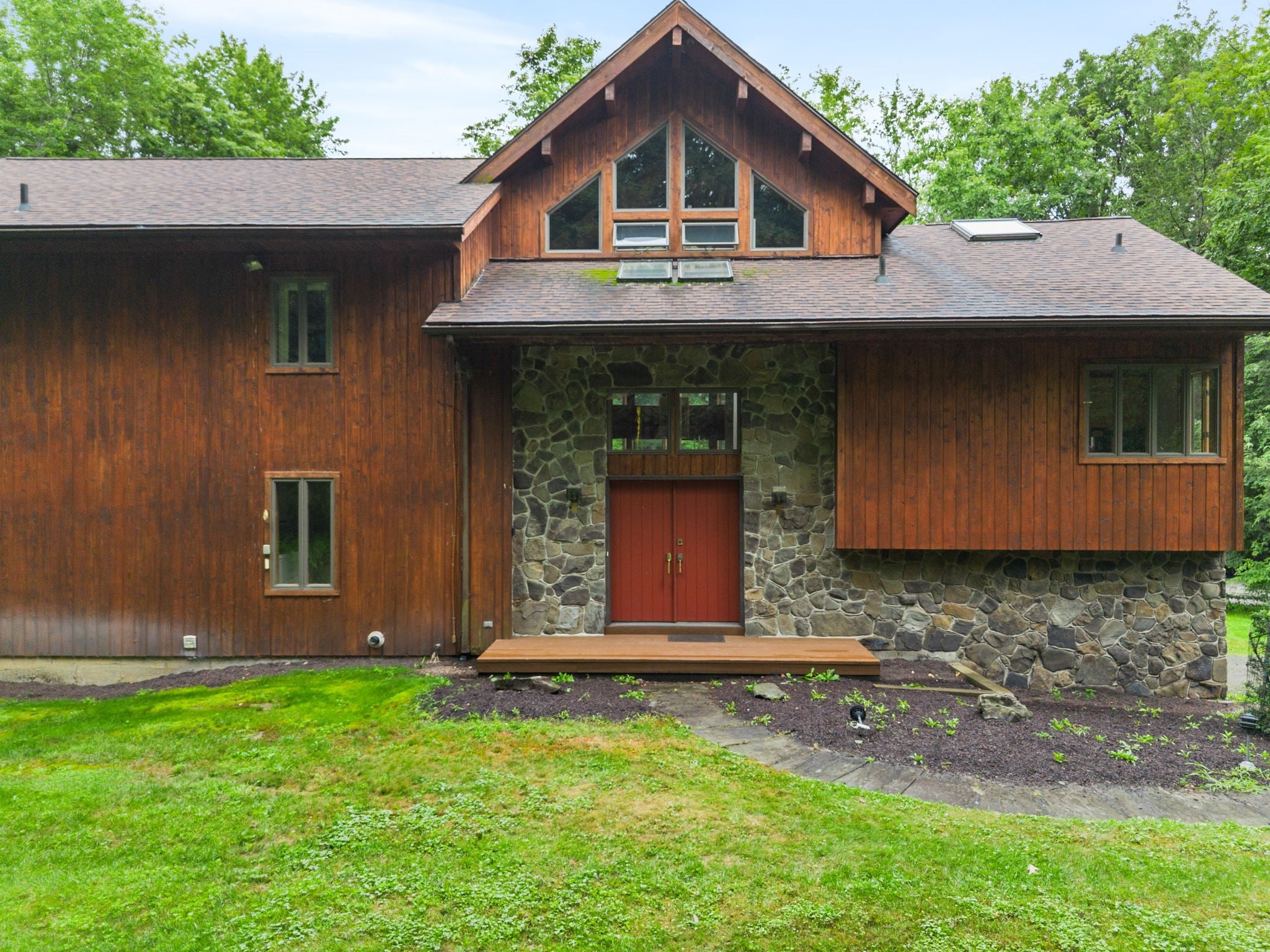 175 Eastwood Drive - Photo 2