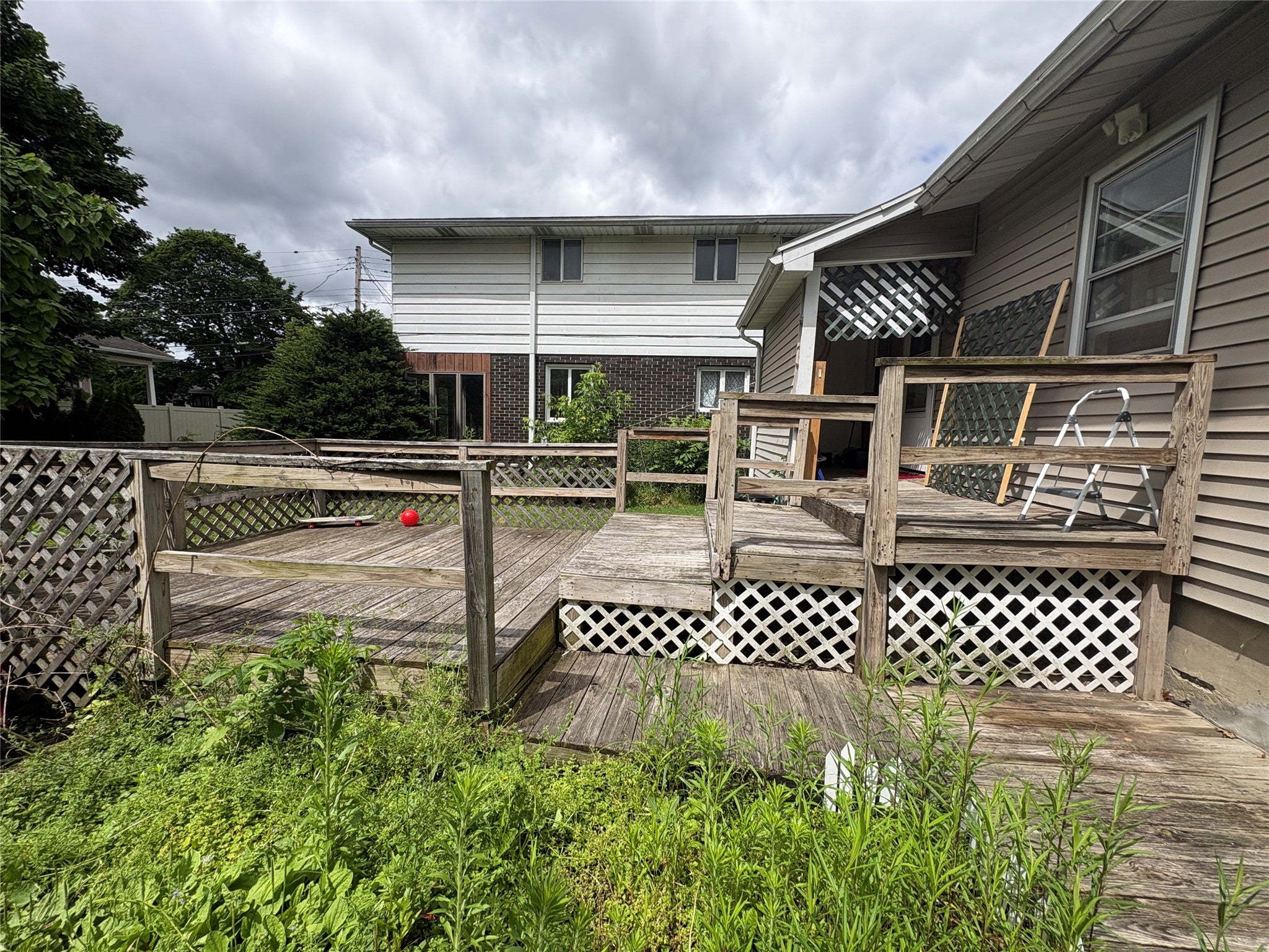 1602 Jenkins Street - Photo 3