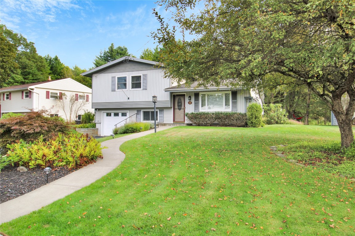 12 Manchester Boulevard