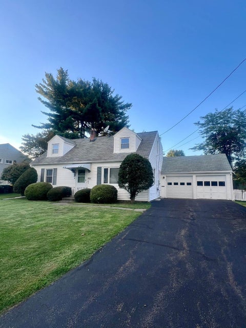 Homes For Sale - 21 Ritchie Road<br/> Binghamton, NY 13901