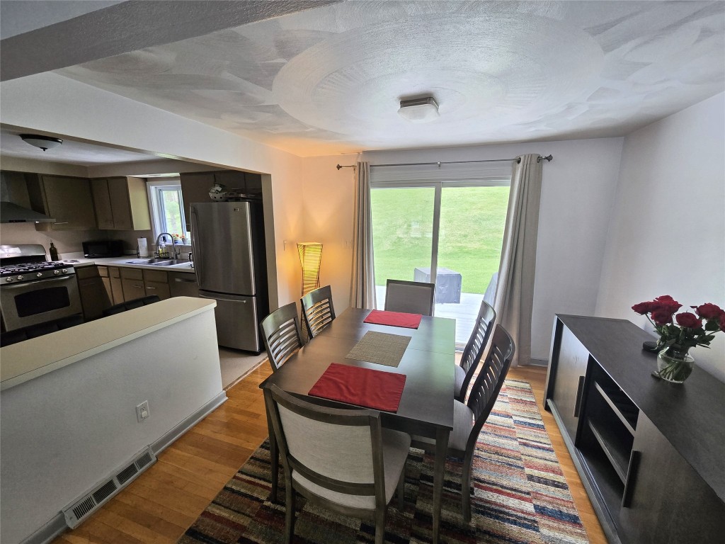 4104 Drexel Drive, Vestal, New York image 5