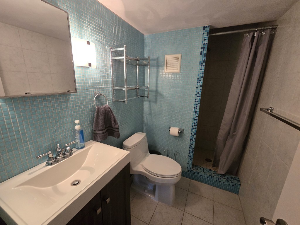 4104 Drexel Drive, Vestal, New York image 16