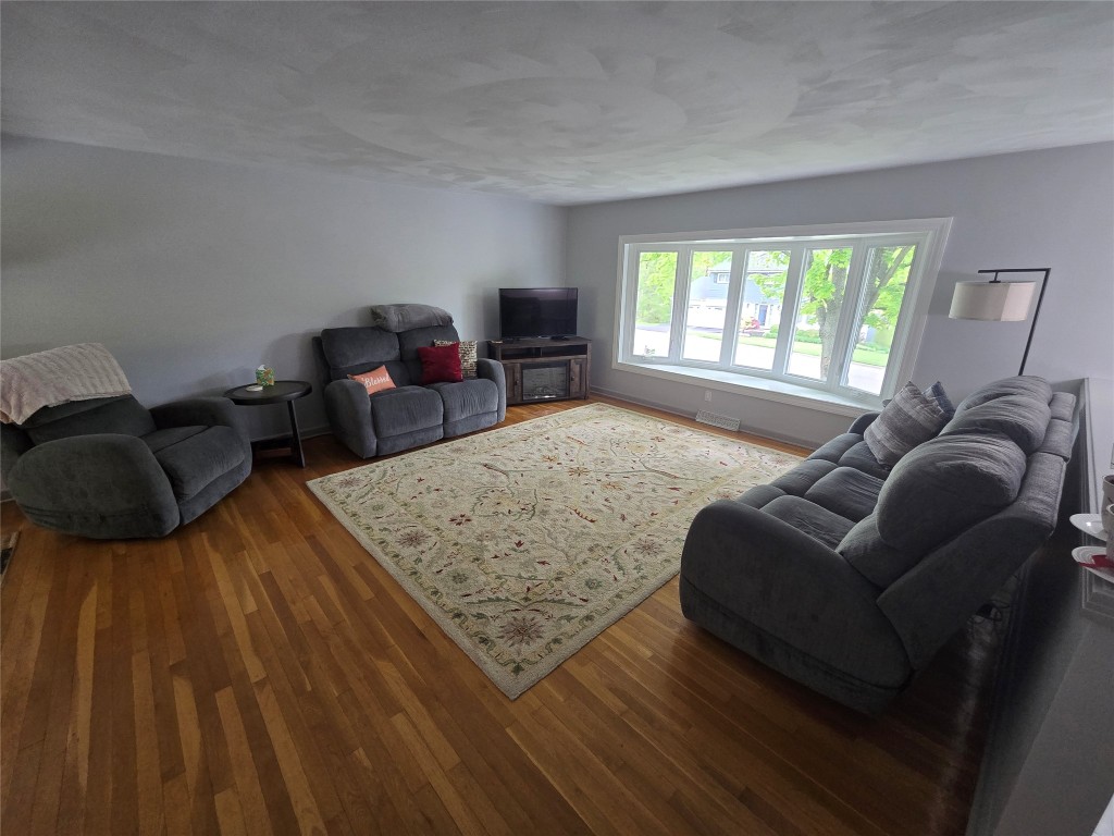 4104 Drexel Drive, Vestal, New York image 3