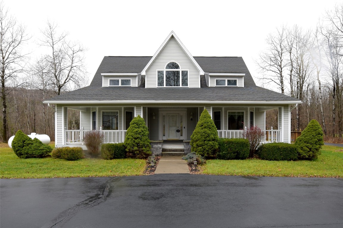 3250 Hunters Road, Binghamton, New York image 1