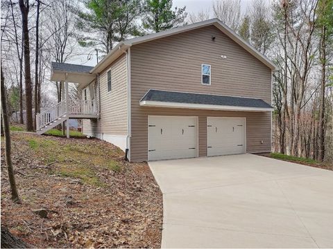Homes For Sale - 2007 Reservoir Street<br/> Binghamton, NY 13903