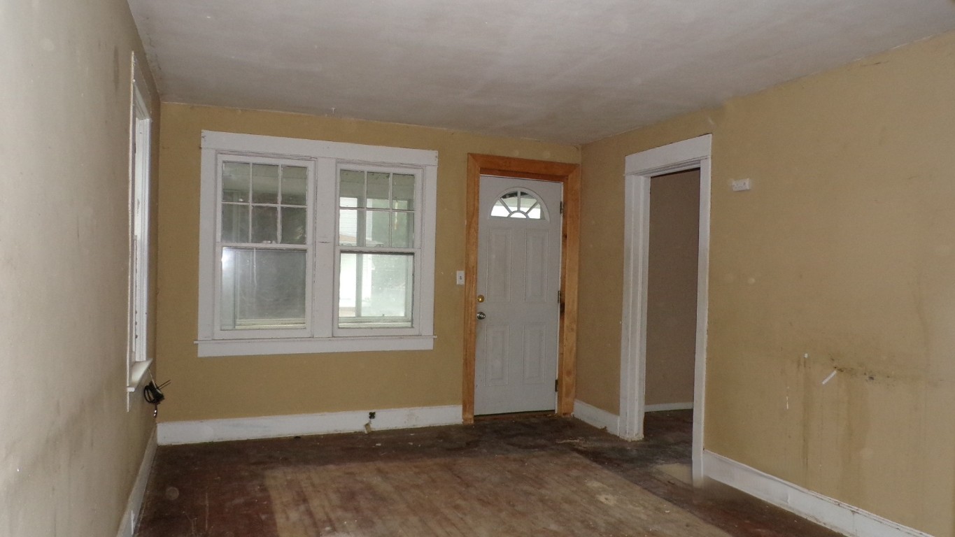 97 Jay Street, Johnson City, New York image 8