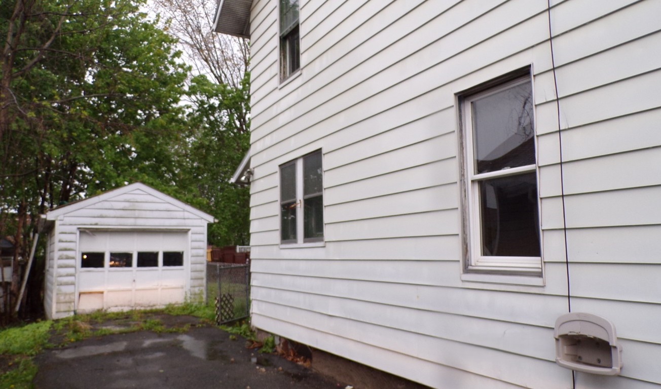 97 Jay Street, Johnson City, New York image 2