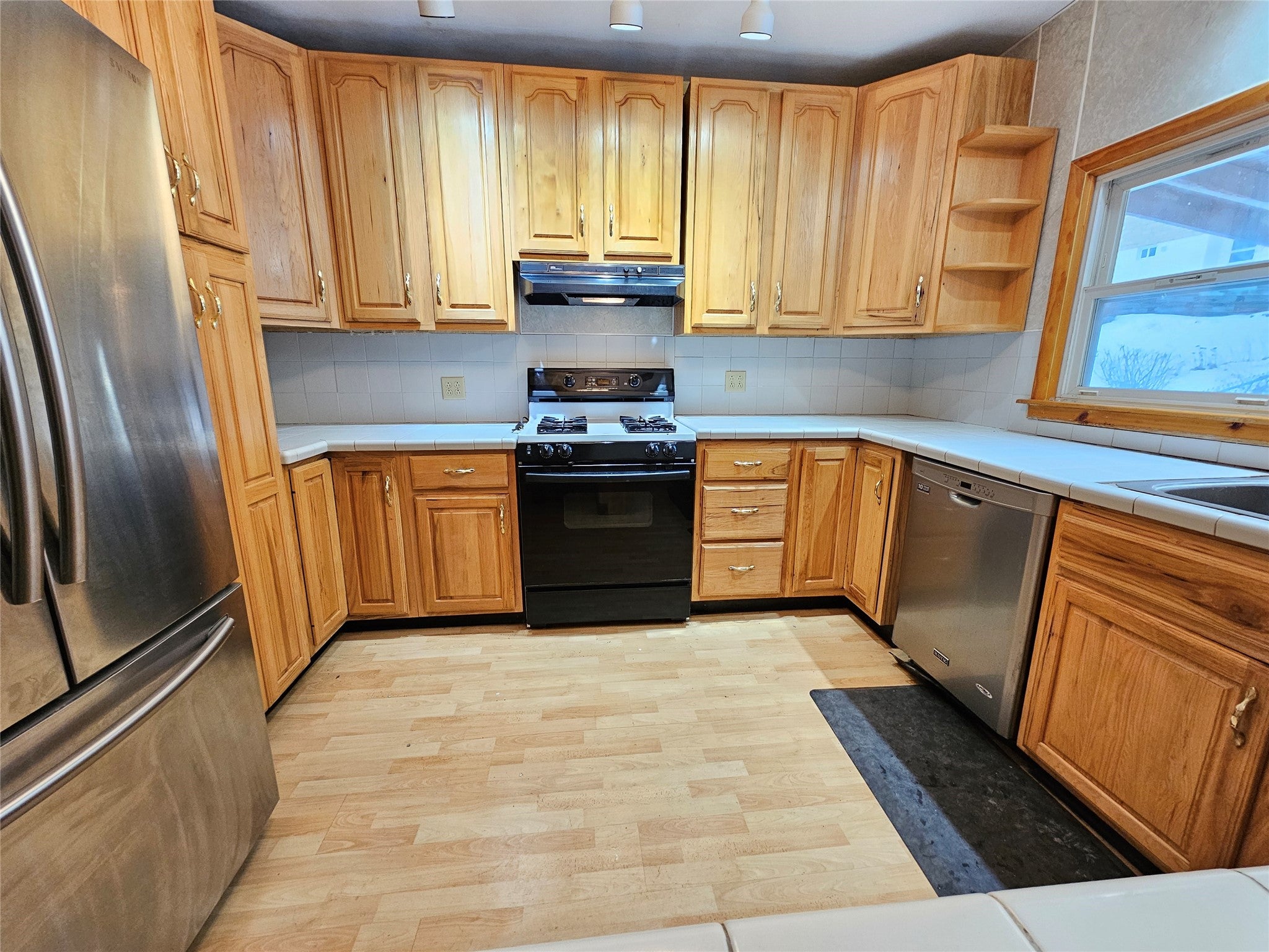 4 Leon Avenue - Photo 4