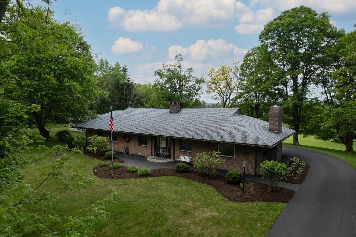23 William Road, Binghamton, New York image 1