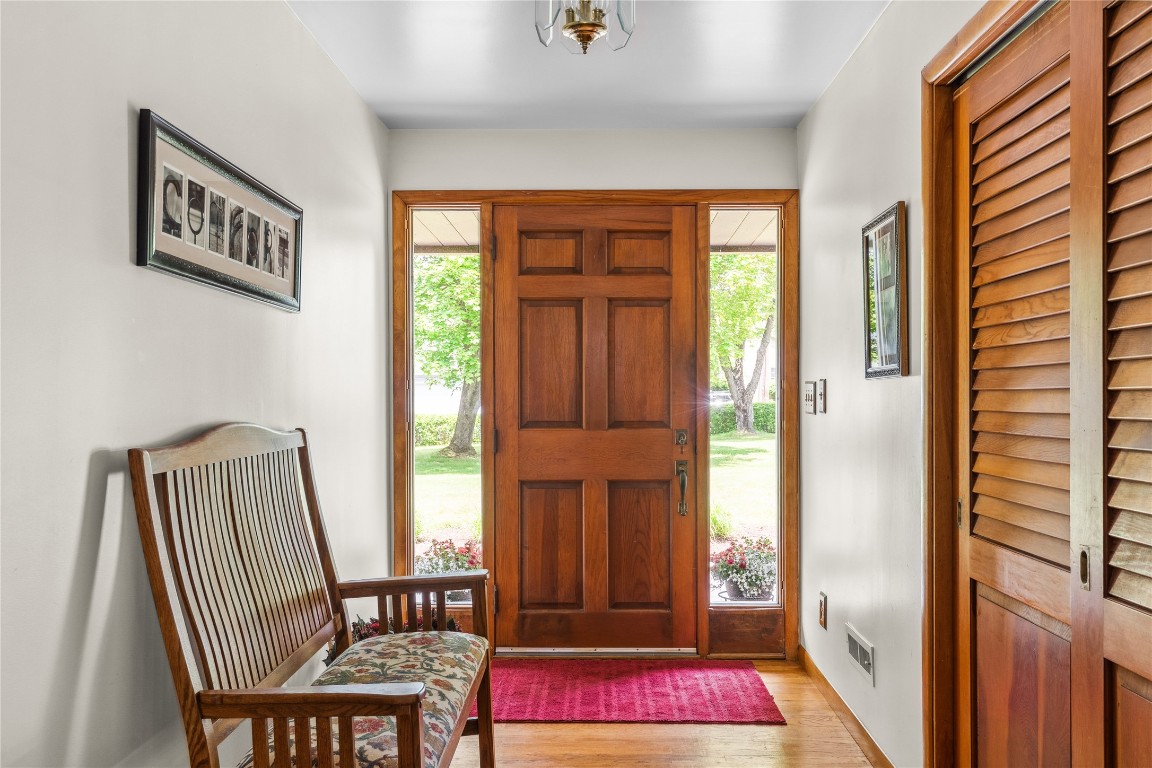 23 William Road, Binghamton, New York image 2