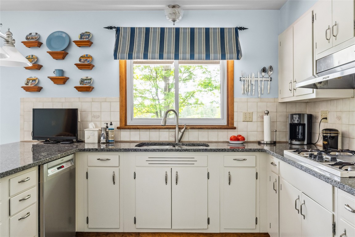 23 William Road, Binghamton, New York image 3