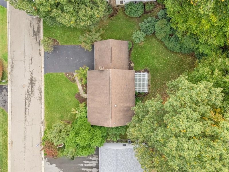 808 Stonehedge Drive