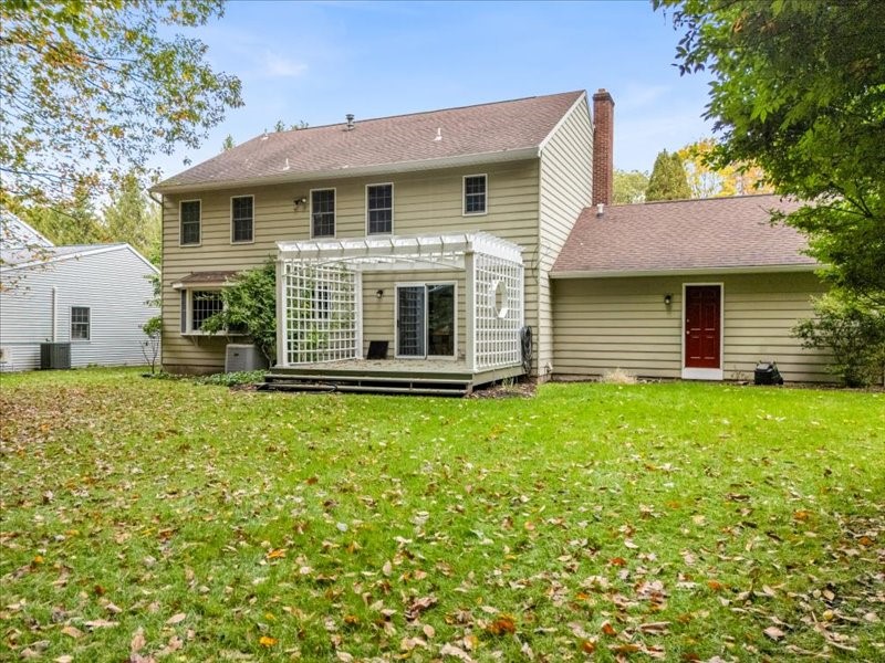 808 Stonehedge Drive