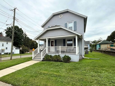 Homes For Sale - 312 Riverside Drive<br/> Johnson City, NY 13790