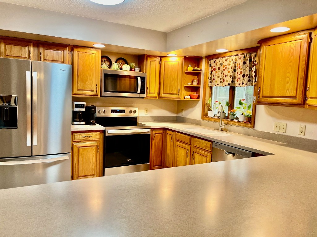 15 South Sunnyside Drive, Owego, New York image 5