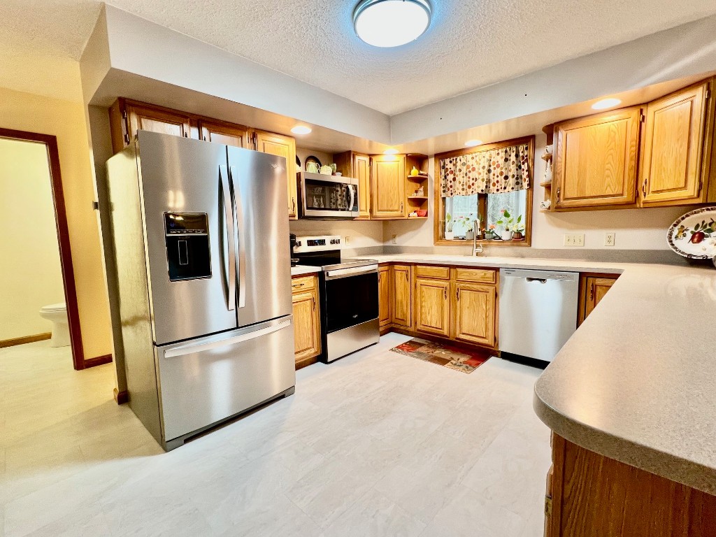 15 South Sunnyside Drive, Owego, New York image 10
