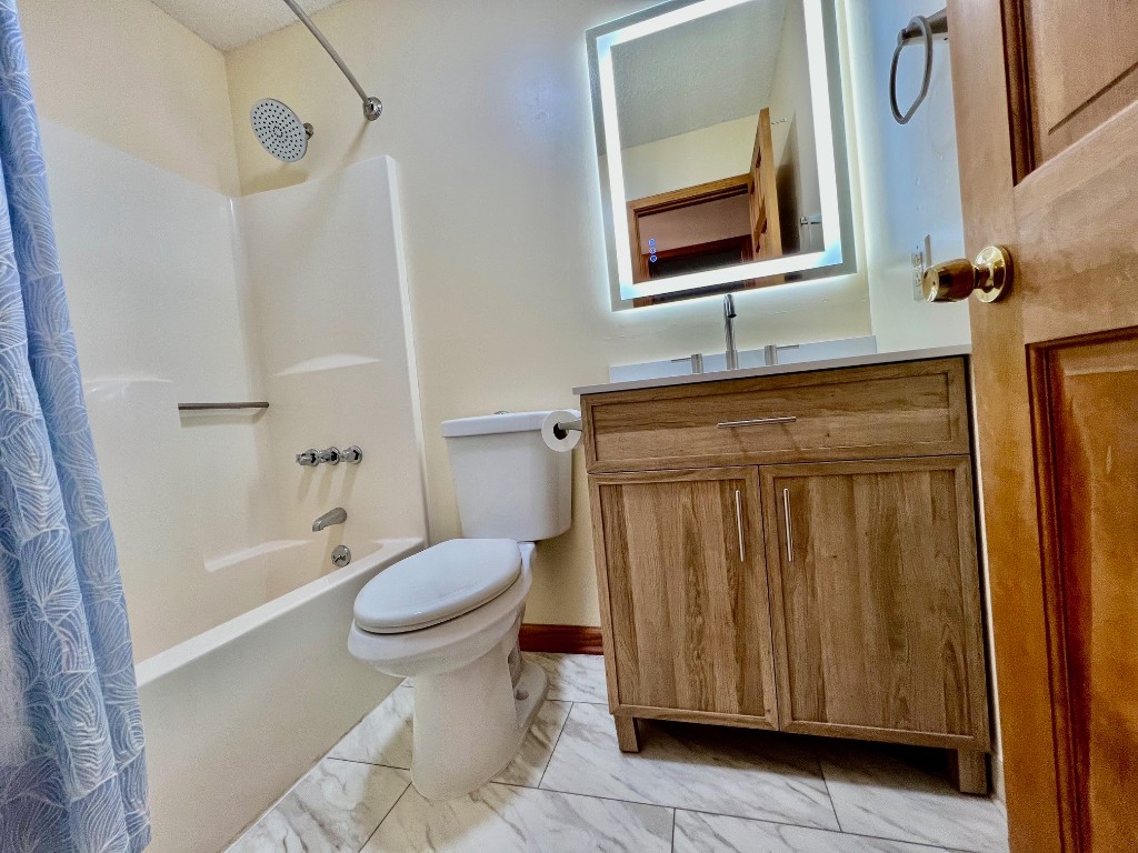 15 South Sunnyside Drive, Owego, New York image 29