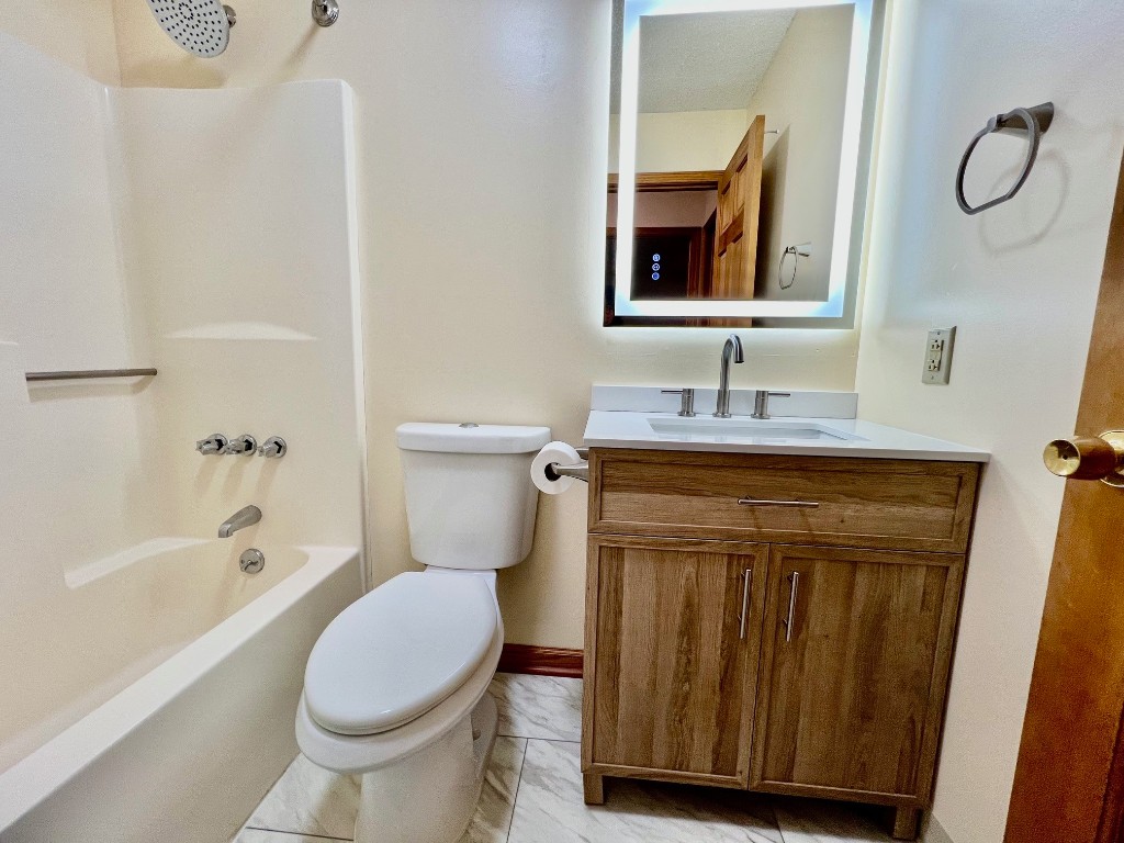 15 South Sunnyside Drive, Owego, New York image 32