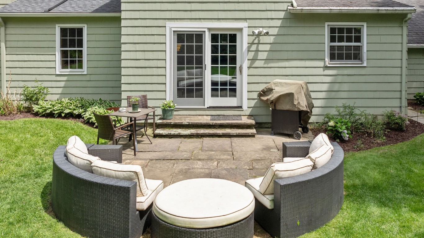 15 Edgecomb Road, Binghamton, New York image 39