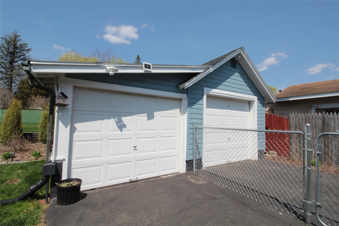 109 Hill Avenue, Johnson City, New York image 24