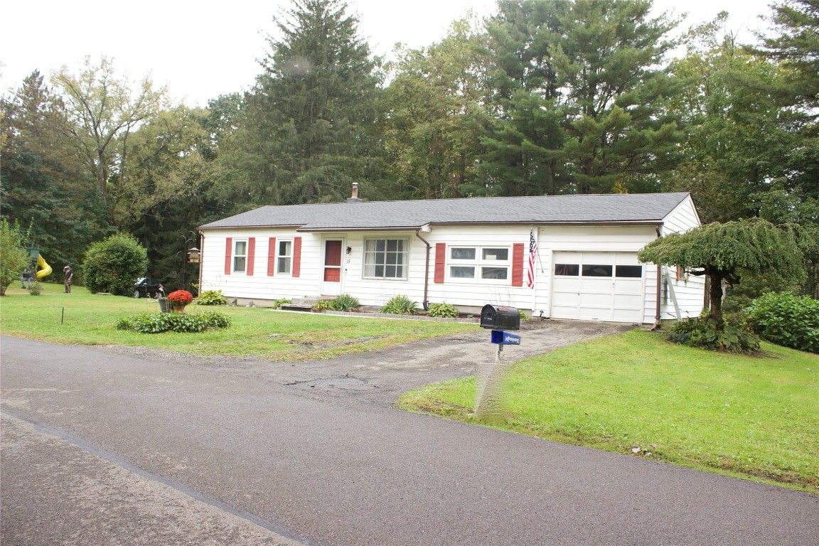 18 Iris Dr Dr, APALACHIN, New York image 3