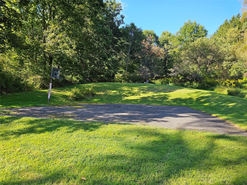 Photo 11 of 32 of 126 W Chenango Road W house