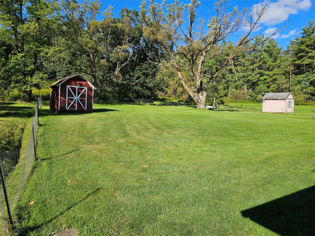 Photo 10 of 32 of 126 W Chenango Road W house