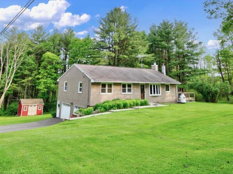 Photo for 930 Pultz Hill Road