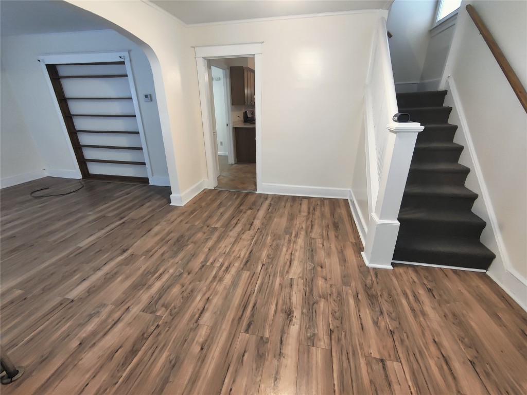 44 Burbank Avenue, Johnson City, New York image 6