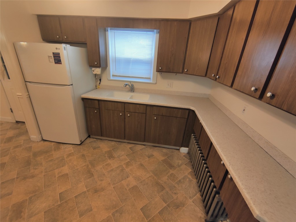 44 Burbank Avenue, Johnson City, New York image 10