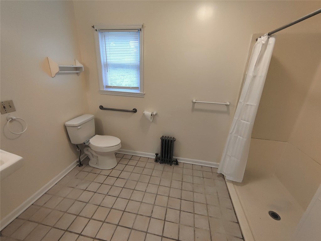 44 Burbank Avenue, Johnson City, New York image 16
