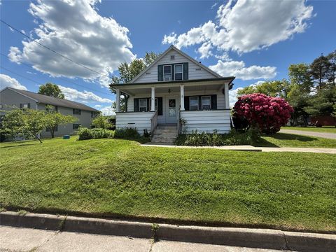 Homes For Sale - 711 Irving Avenue<br/> Endicott, NY 13760