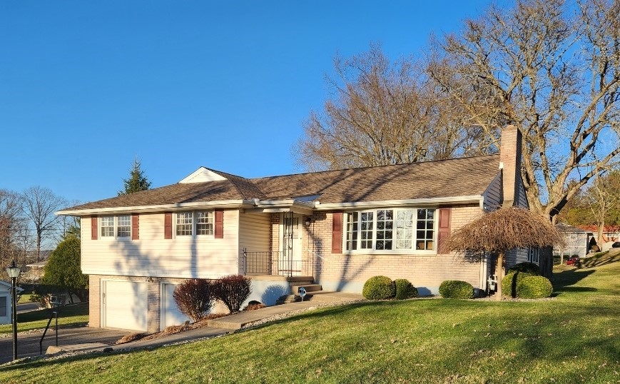 505 Colgate Street, Vestal, New York image 1