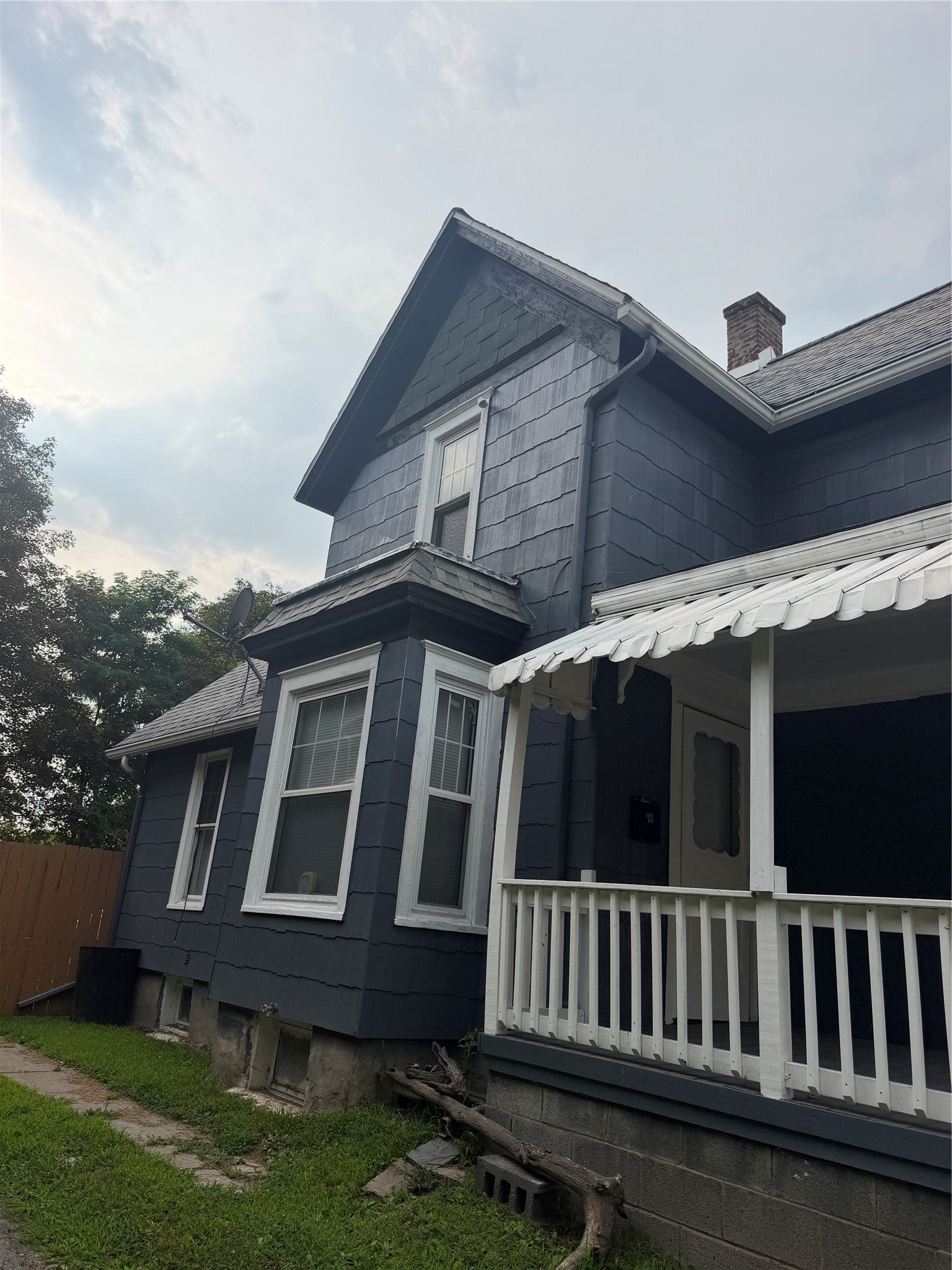 72 SAINT CHARLES Street - Photo 2