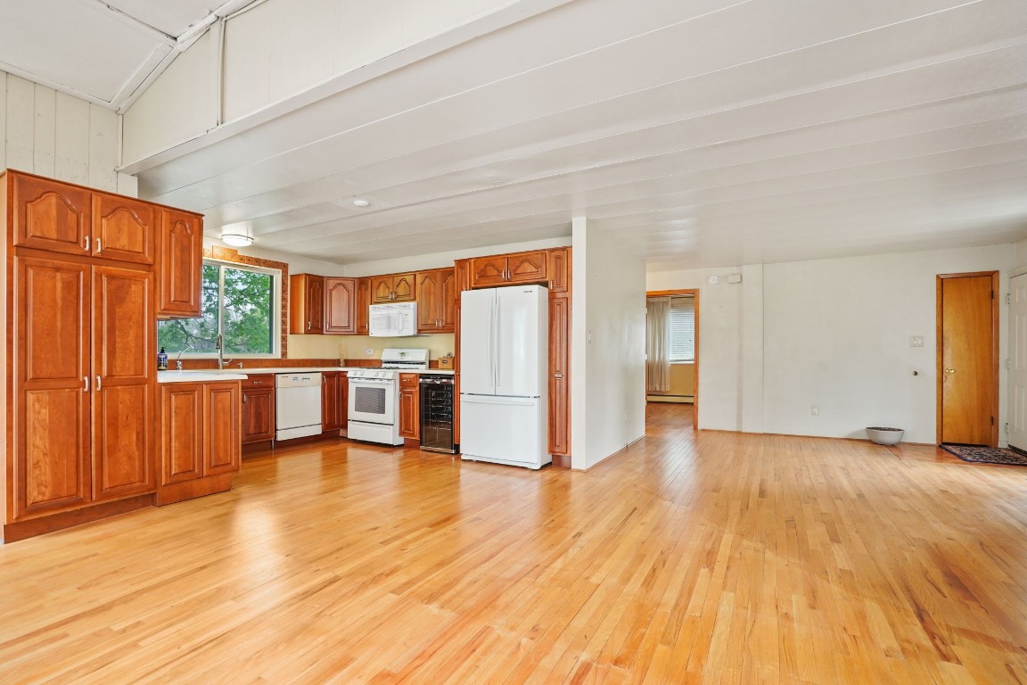 1514 Robinson Hill, Endicott, New York image 9