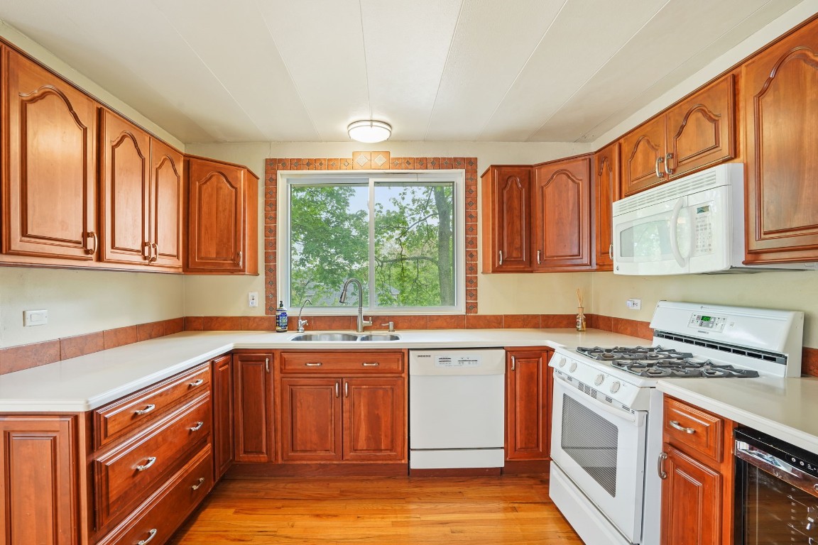 1514 Robinson Hill, Endicott, New York image 13