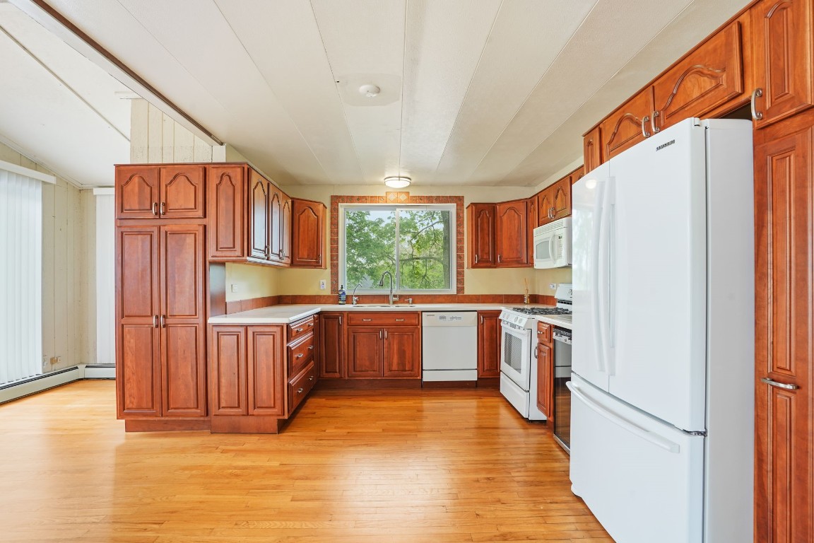 1514 Robinson Hill, Endicott, New York image 15