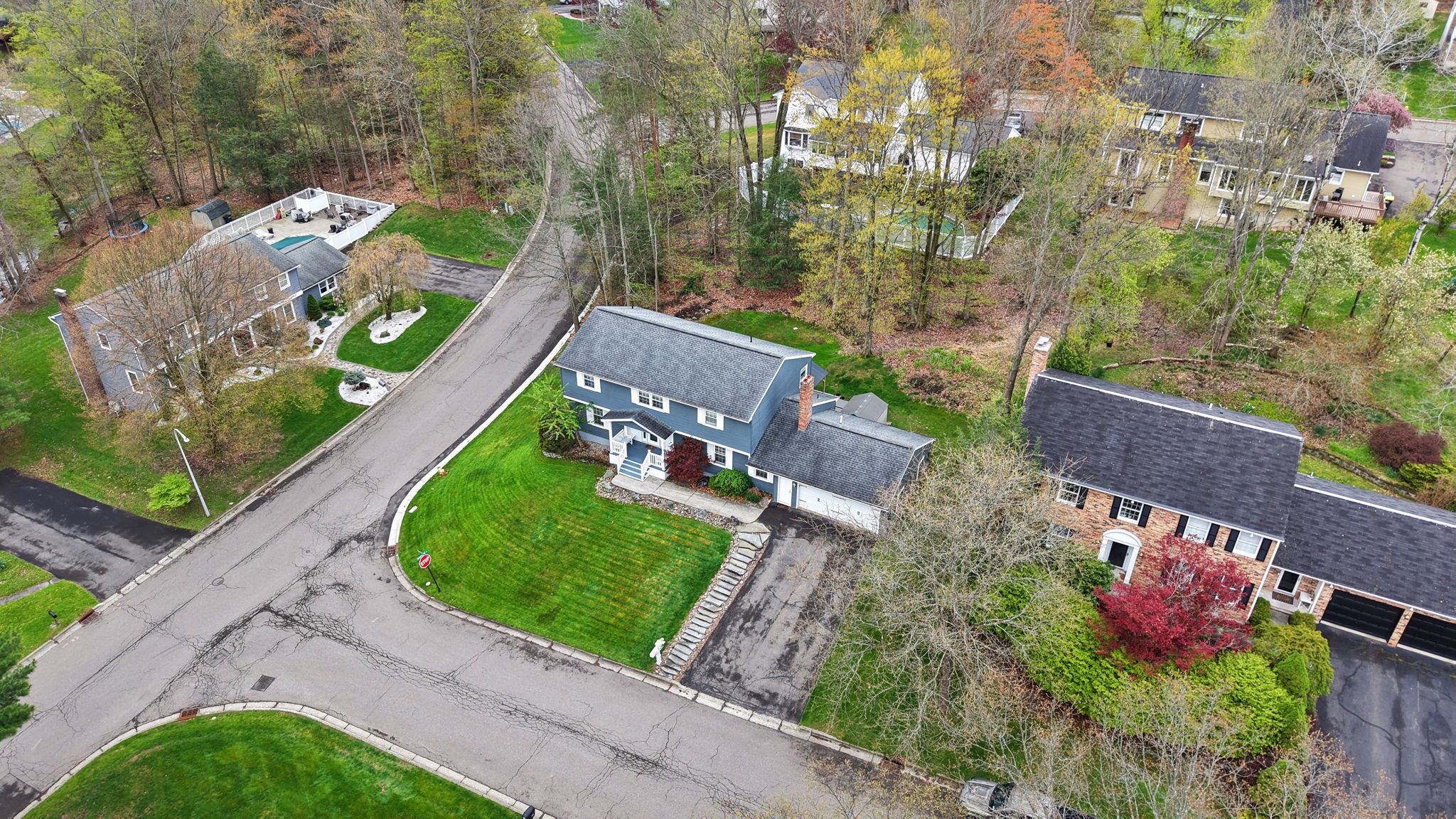 2516 Bayberry Lane