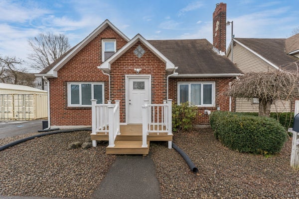 VESTAL AVE, ENDICOTT, NY 13760 - Image 742669ebcd2779b4e2b404ed8d9ffec5/1816524190