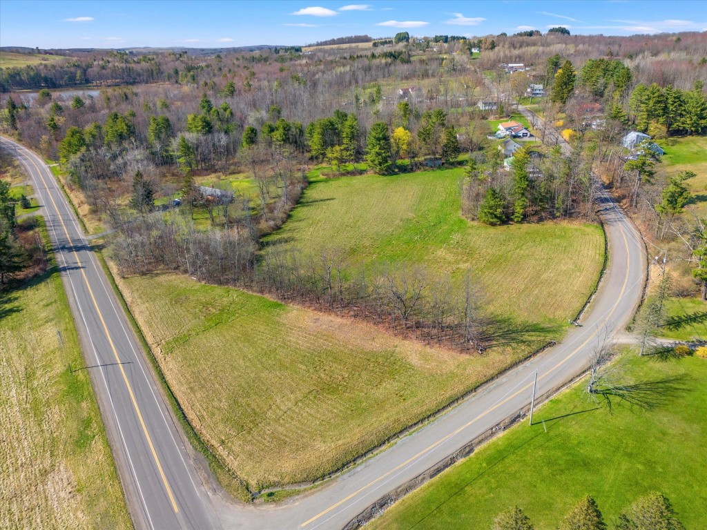 10 Treadwell Road, Binghamton, New York image 9