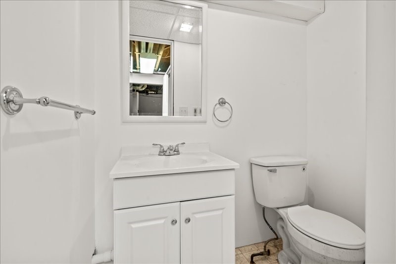 308 Robin Lane, Vestal, New York image 34