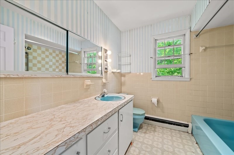 308 Robin Lane, Vestal, New York image 24