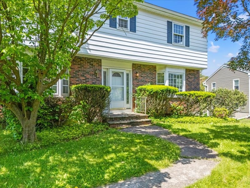 308 Robin Lane, Vestal, New York image 36