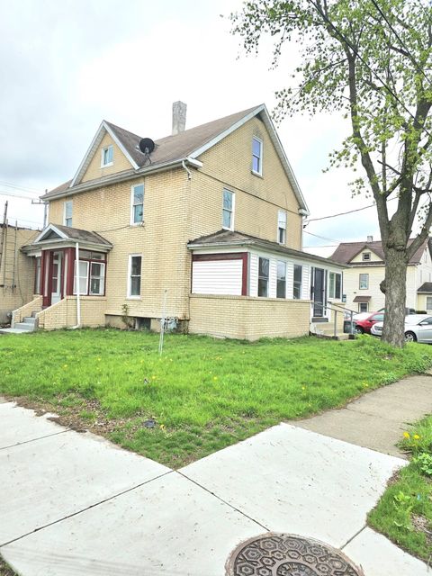 Homes For Sale - 1908 Monroe St<br/> Endicott, NY 13760