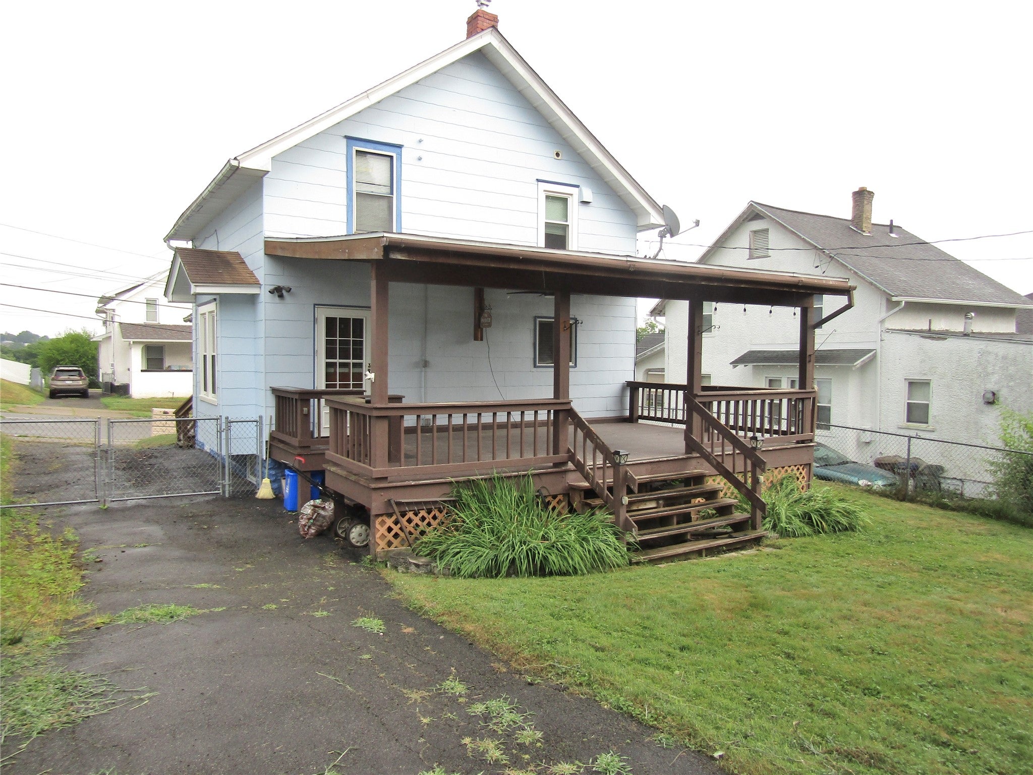213 Robble Avenue - Photo 3