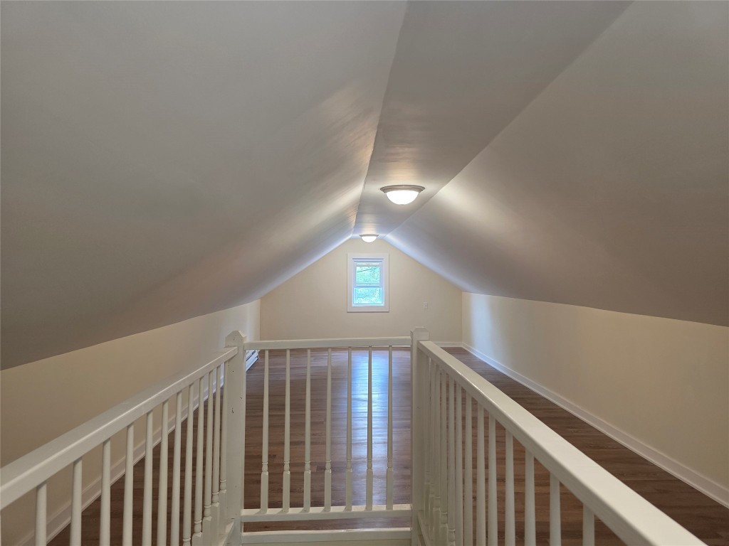 404 N Oak Avenue, Endicott, New York image 15